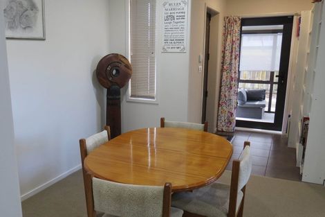 Photo of property in 96a Onerahi Road, Onerahi, Whangarei, 0110
