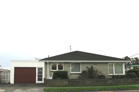 Photo of property in 35 Percy Cameron Street, Avalon, Lower Hutt, 5011