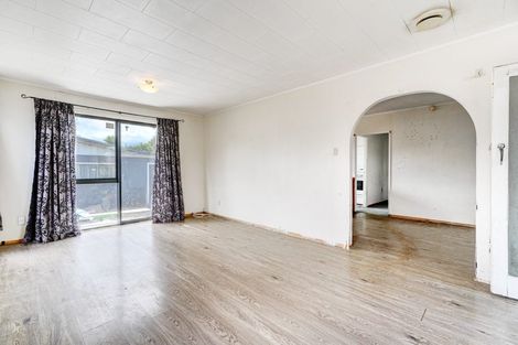 Photo of property in 31 Border Road, Henderson, Auckland, 0612