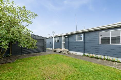 Photo of property in 29 Acacia Street, Kelvin Grove, Palmerston North, 4414