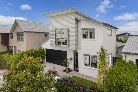 Photo of property in 19 Harakeke Road, Hobsonville, Auckland, 0616