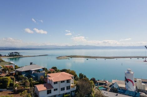 Photo of property in 66 Queens Road, Stepneyville, Nelson, 7010