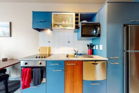 Photo of property in Atrium Towers, 5p/154 The Terrace, Wellington Central, Wellington, 6011