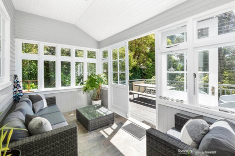 Photo of property in 17 Northland Road, Northland, Wellington, 6012