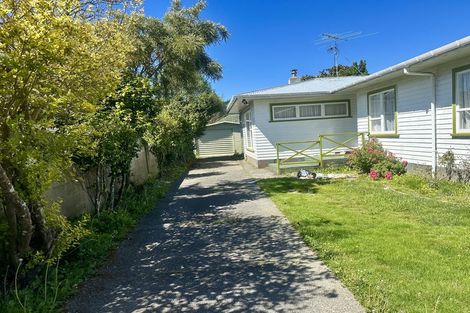 Photo of property in 60 Karamu Crescent, Wainuiomata, Lower Hutt, 5014
