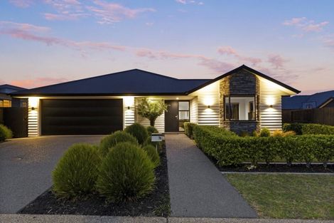 Photo of property in 76 Puhirake Crescent, Pyes Pa, Tauranga, 3112