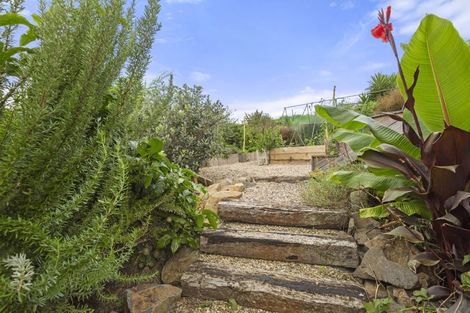 Photo of property in 21 Primrose Street, Raglan, 3225