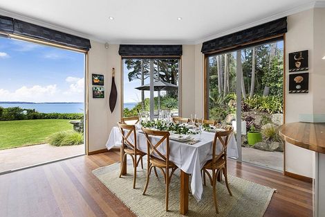 Photo of property in 24 Cliff Road, Torbay, Auckland, 0630