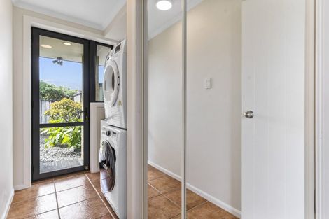 Photo of property in 3 Annamoe Place, East Tamaki, Auckland, 2013