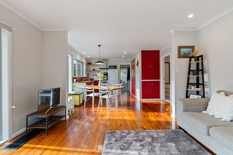 Photo of property in 66 Hungerford Road, Houghton Bay, Wellington, 6023