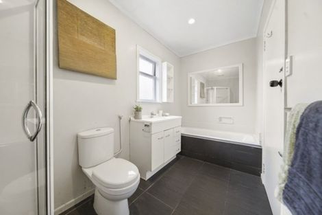 Photo of property in 1/59 Halver Road, Hillpark, Auckland, 2102