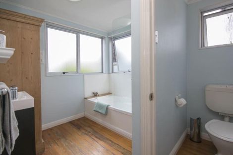 Photo of property in 2 Church Street, Swanson, Auckland, 0612