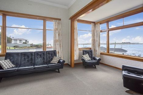 Photo of property in 108 Marine Parade, Bluff, 9814