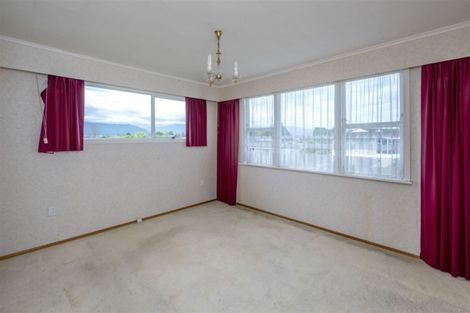 Photo of property in 11 Burn Street, Levin, 5510