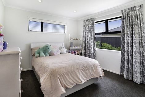 Photo of property in 15 Maple Grove, Solway, Masterton, 5810