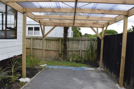 Photo of property in 53a Brandon Road, Glen Eden, Auckland, 0602