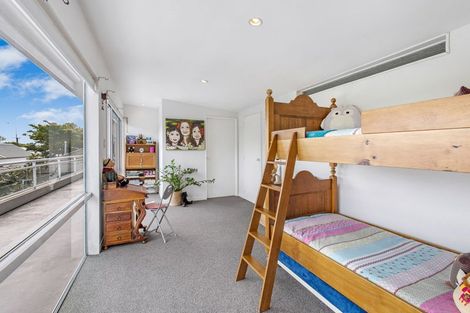 Photo of property in 1/17 Kotare Street, Fendalton, Christchurch, 8041