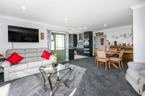 Photo of property in 1/68 Guppy Road, Greenmeadows, Napier, 4112