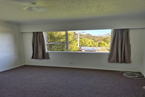 Photo of property in 25a Woodvale Grove, Fairfield, Lower Hutt, 5011