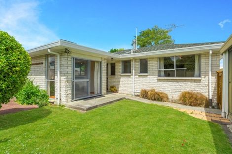 Photo of property in 2 Priscilla Crescent, Melville, Hamilton, 3206