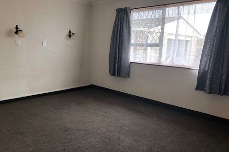 Photo of property in 33 Lupin Road, Otaki, 5512