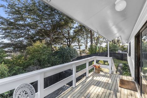 Photo of property in 18 Oaklands Grove, Clouston Park, Upper Hutt, 5018