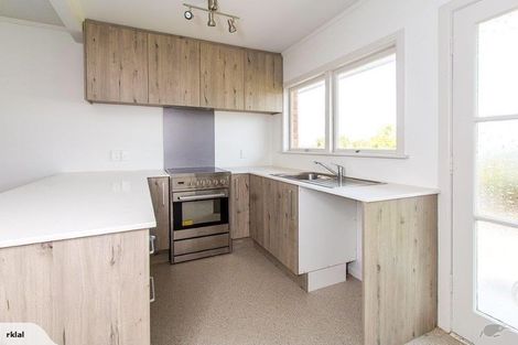 Photo of property in 1/40 Rosebank Road, Avondale, Auckland, 1026