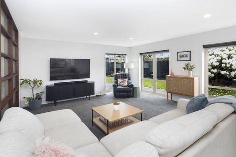 Photo of property in 5 Royal Elm Lane, Bryndwr, Christchurch, 8053