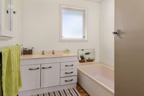 Photo of property in 23 Clouston Crescent, Fenton Park, Rotorua, 3010