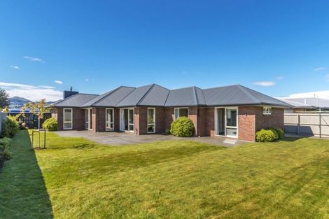 Photo of property in 17 Josephine Crescent, Aidanfield, Christchurch, 8025
