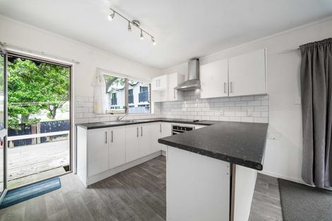 Photo of property in 2/515 Weymouth Road, Weymouth, Auckland, 2103