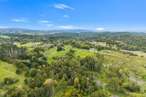 Photo of property in 240 Pukeatua Road, Maungatapere, Whangarei, 0179
