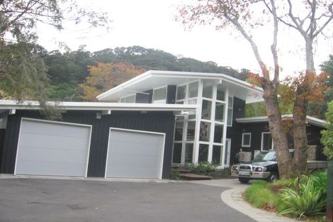 Photo of property in 43 Cheviot Road, Lowry Bay, Lower Hutt, 5013