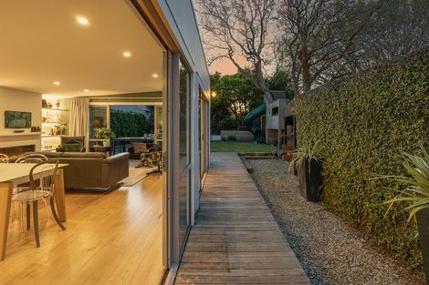 Photo of property in 47 Cleveland Street, Edgeware, Christchurch, 8013