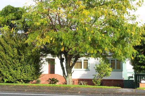 Photo of property in 2/85 Cook Street, Howick, Auckland, 2014