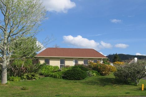 Photo of property in 35 Blackmore Drive, Lynmore, Rotorua, 3010