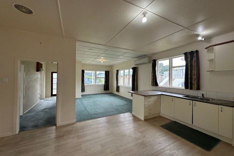 Photo of property in 10 Jackson Street, Waitara, 4320