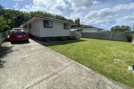 Photo of property in 47 Sullivan Avenue, Mangere Bridge, Auckland, 2022