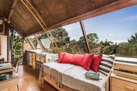 Photo of property in 81 Anawhata Road, Anawhata, New Lynn, 0772