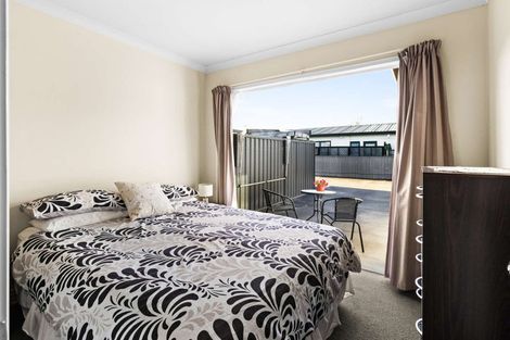 Photo of property in 236 Kennedy Road, Onekawa, Napier, 4110