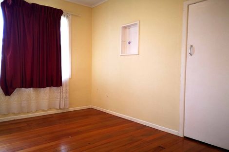 Photo of property in 46 Kohekohe Street, New Lynn, Auckland, 0600