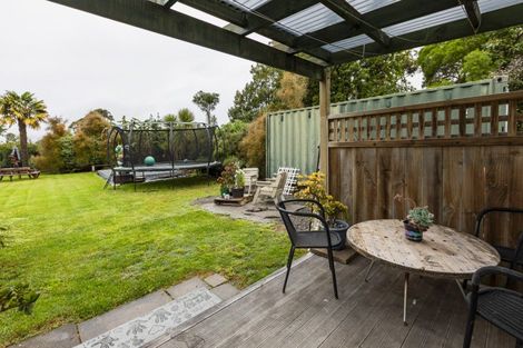 Photo of property in 243 State Highway 2, Clive, 4102