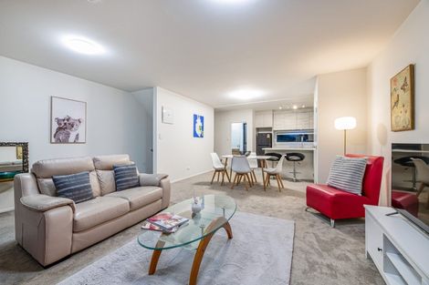 Photo of property in 6/43b Waimumu Road, Massey, Auckland, 0614