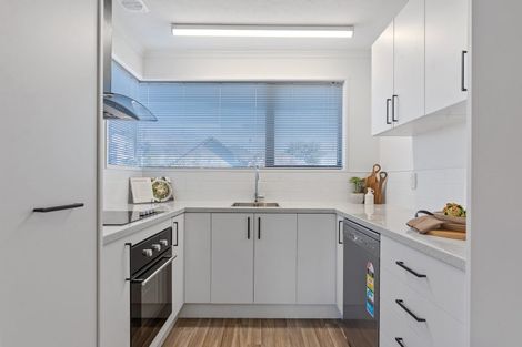 Photo of property in 16a Kowhai Avenue, Rangiora, 7400