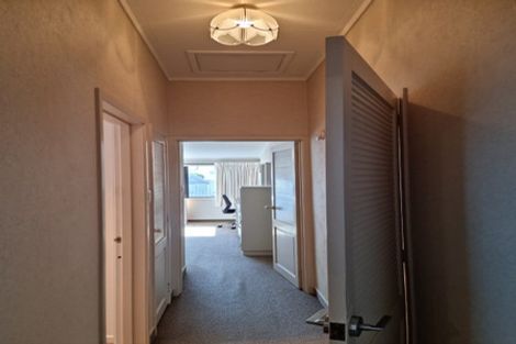 Photo of property in 399 Marine Parade, Napier South, Napier, 4110