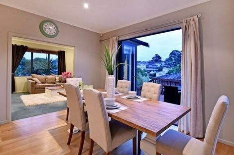 Photo of property in 5 Hornbill Drive, Fairview Heights, Auckland, 0632