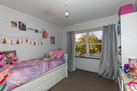 Photo of property in 18 Wynyard Crescent, Tamatea, Napier, 4112