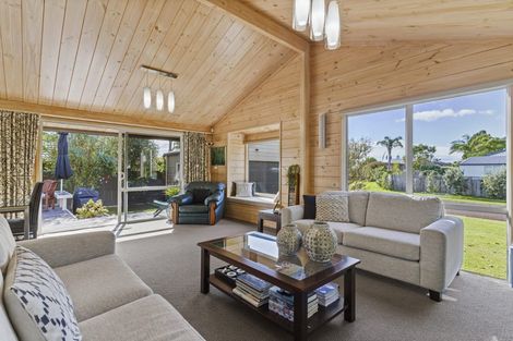 Photo of property in 15 Jury Lane, Pauanui, Hikuai, 3579
