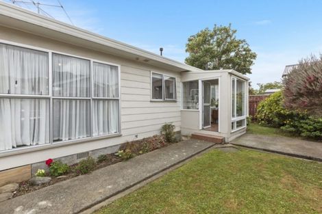 Photo of property in 1/7 Brook Street, Waiwhetu, Lower Hutt, 5010