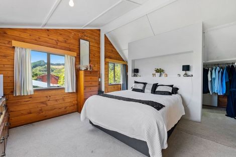 Photo of property in 5 Redwood Close, Paraparaumu, 5032